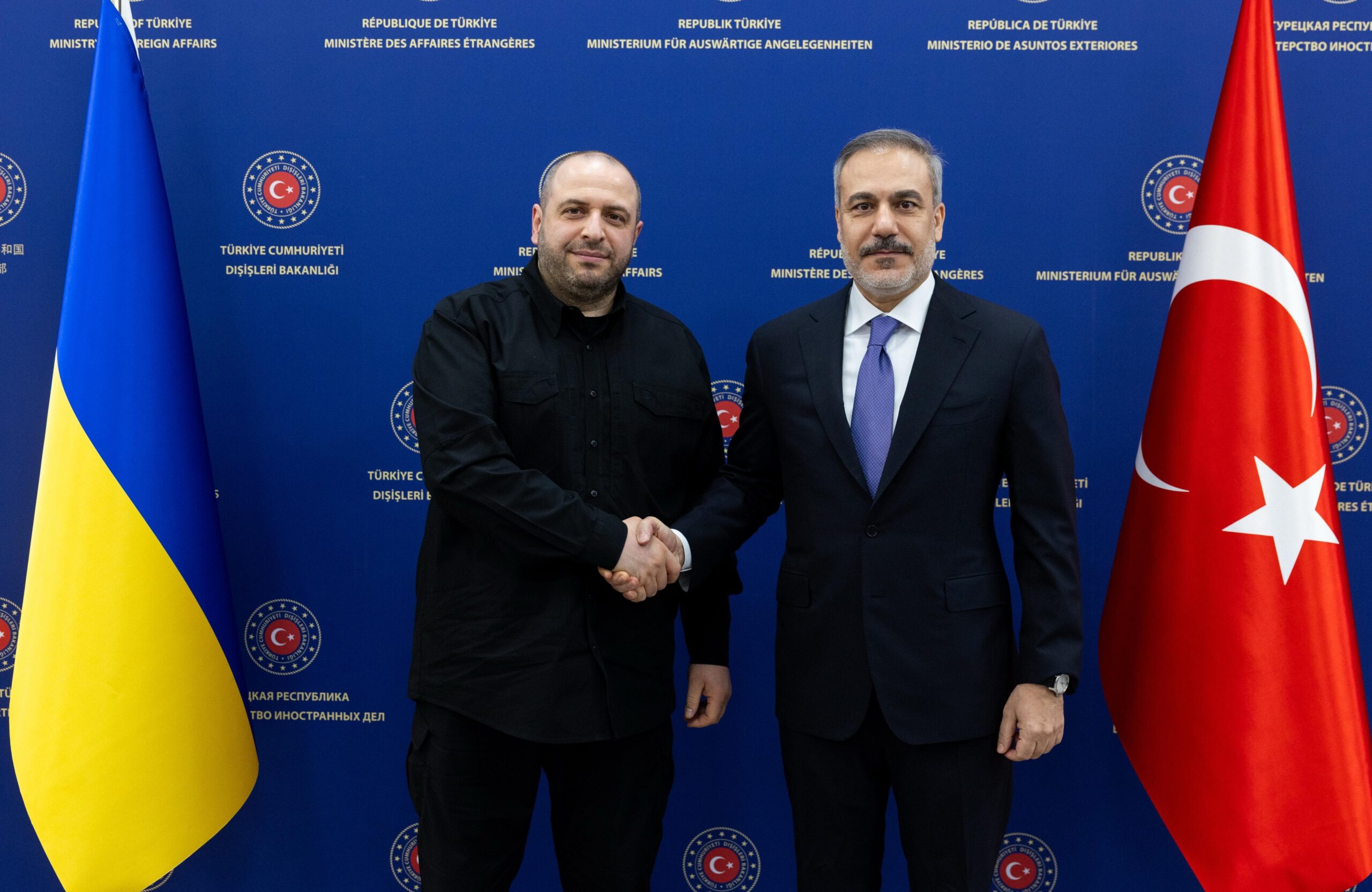 Bakan Fidan, Ukrayna Savunma Bakanı Umerov ile bir araya geldi