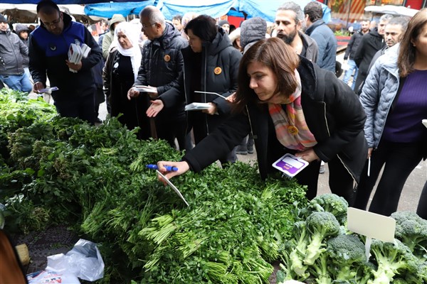 Eş Başkan Bucak, Anadil Günü etkinliklerine katıldı