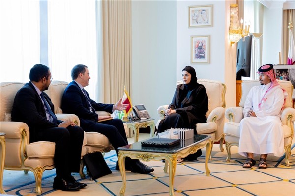 Al Misnad, Britanya’nın Filistin İnsani İşlerden Sorumlu Temsilcisi Richardson ile görüştü