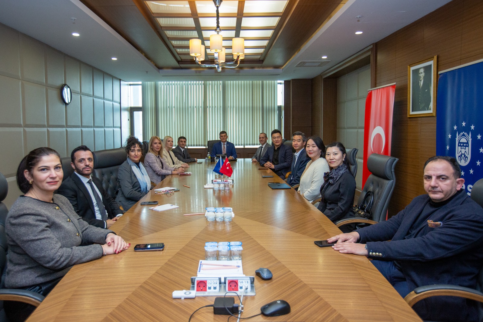 Çinli genç girişimcilerden Bursa Büyükşehir Belediyesi’ne ziyaret