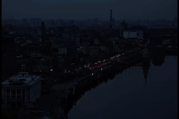 Rus saldırıları Odesa’yı kararttı