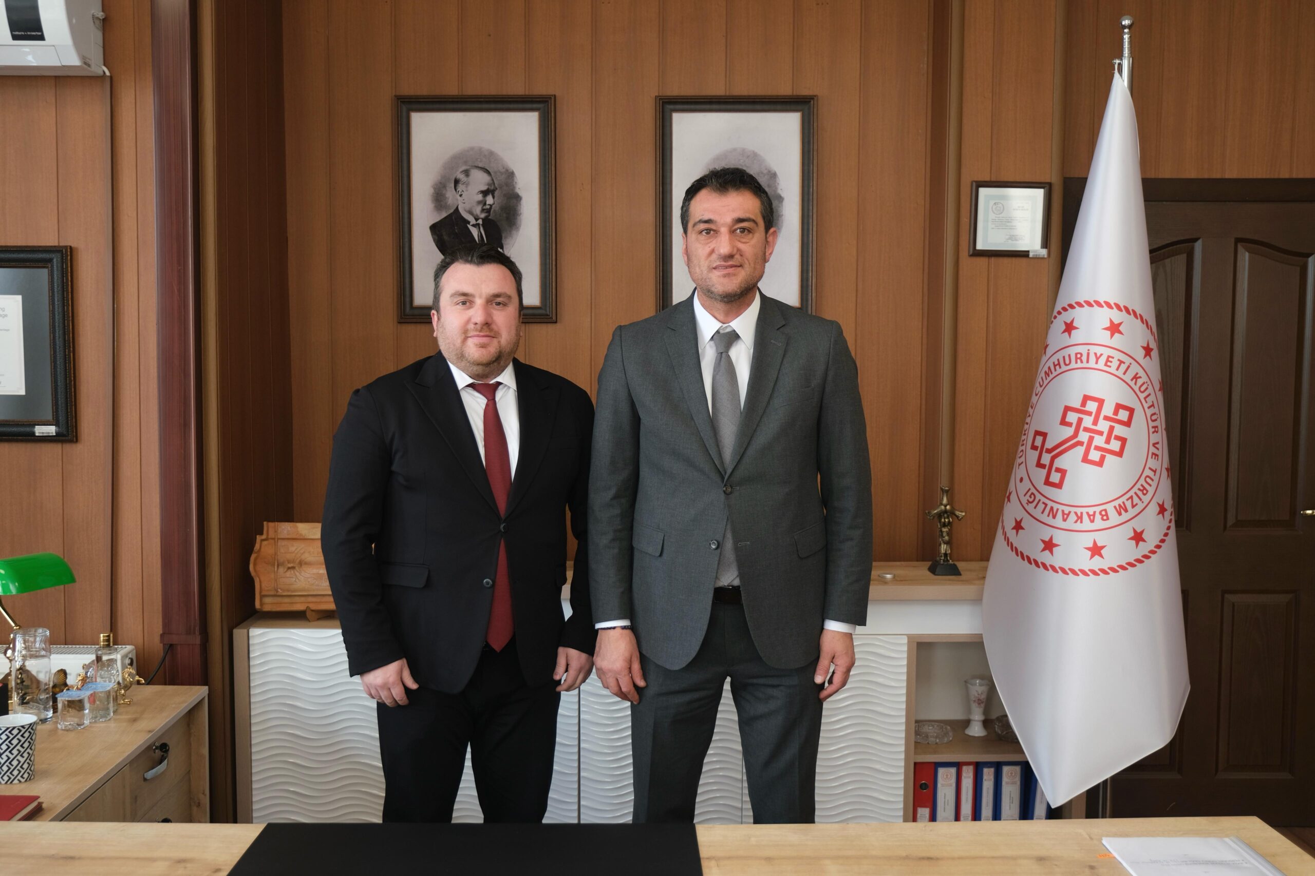 Başkan Köse, göreve yeni başlayan daire müdürlerini ziyaret etti