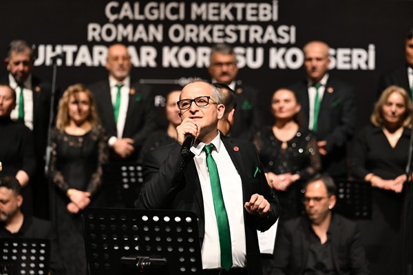 Yıldırım’da ‘Çalgıcılar Mektebi Roman Orkestrası’ konseri düzenlendi