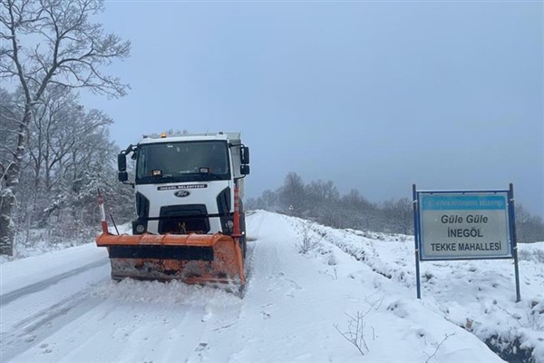 İnegöl’de 24 saatte 925 kilometrek kar temizleme çalışması yapıldı