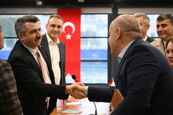 Başkan Yılmaz: İş yeri sahiplerine destek olacak projeler geliştirmeye çalışıyoruz