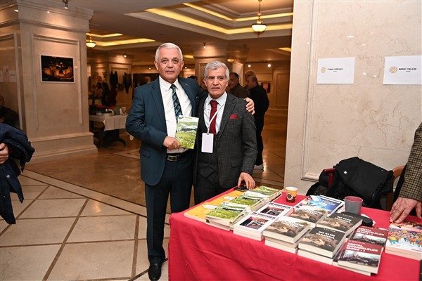 Vali Gündüz, “Sanat Günleri” etkinliğinin açılışına katıldı