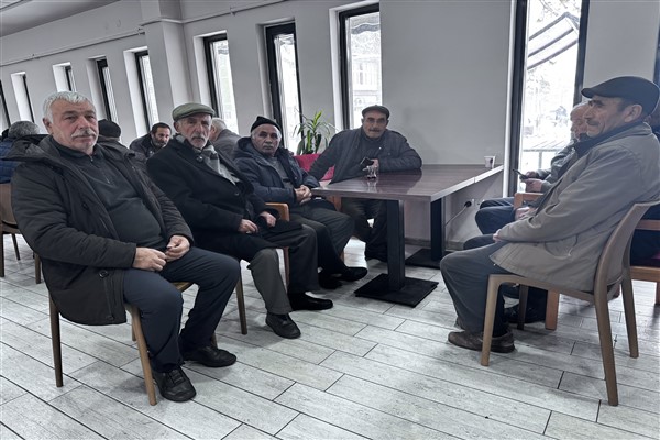 Emekliler Kafeteryası, emeklileri ağırlamaya devam ediyor