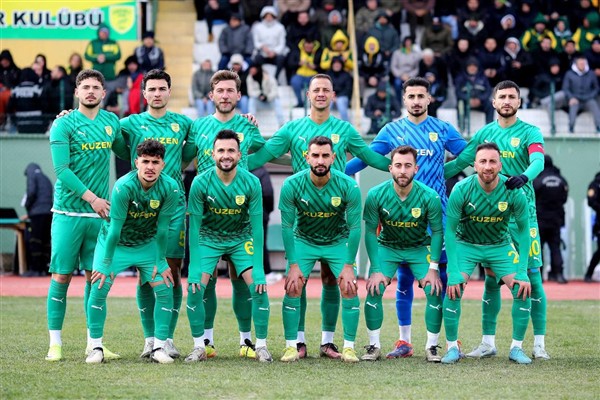 1966 Edremitspor, BAL 8. Grup’ta lider