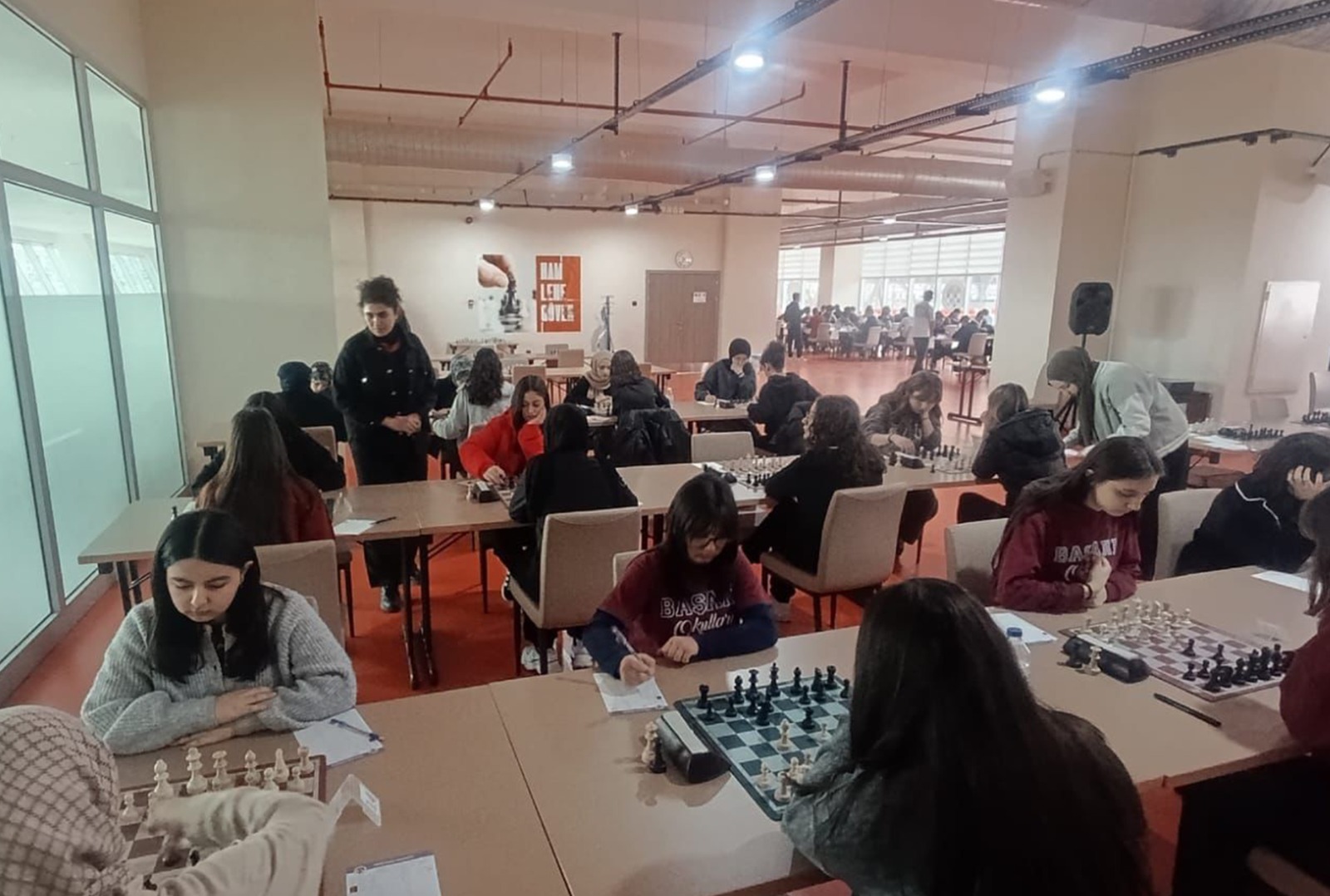 Okul Sporları Gençler Satranç İl Birinciliği müsabakaları başladı