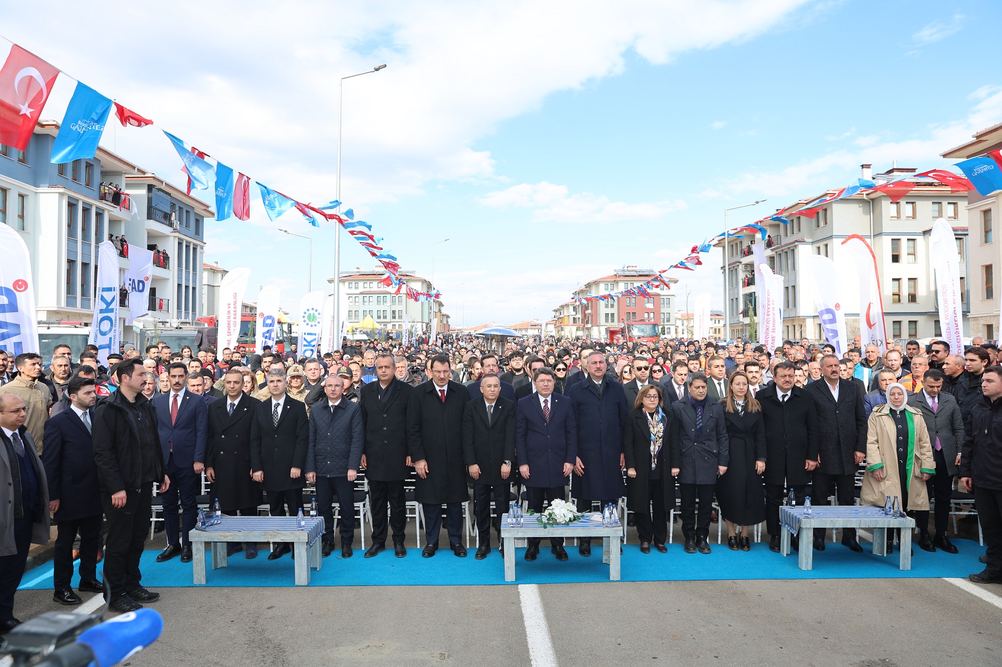 Bakan Tunç, Gaziantep’te düzenlenen anma törenlerine katıldı