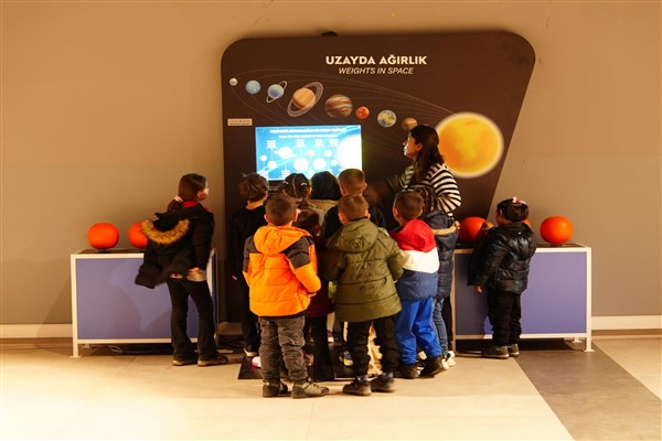 Düzce Bilim Merkezi öğrencileri ağırlıyor