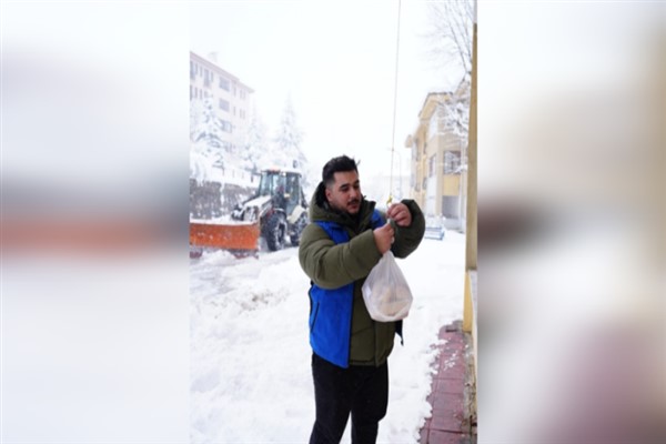 Düzce’de ihtiyaç sahiplerine yemek ikramı sunuluyor