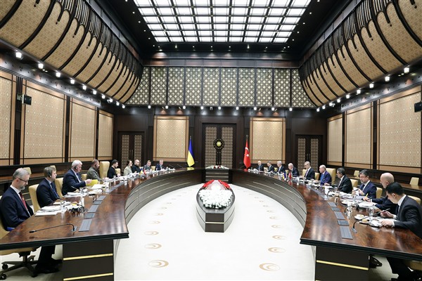 Cumhurbaşkanı Erdoğan, Ukrayna Başkanı Zelenski ile heyetler arası görüşme gerçekleştirdi