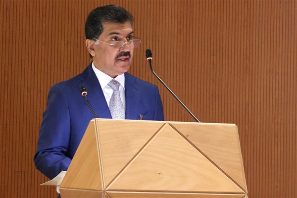 Katar Dışişleri Bakanlığı Genel Sekreteri El Hammadi, Cenevre’de konferansa katıldı