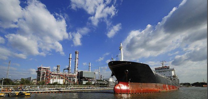 ABD, İran petrolünü Çin’e sevk eden Asyalı şirketlere yaptırım uyguluyor