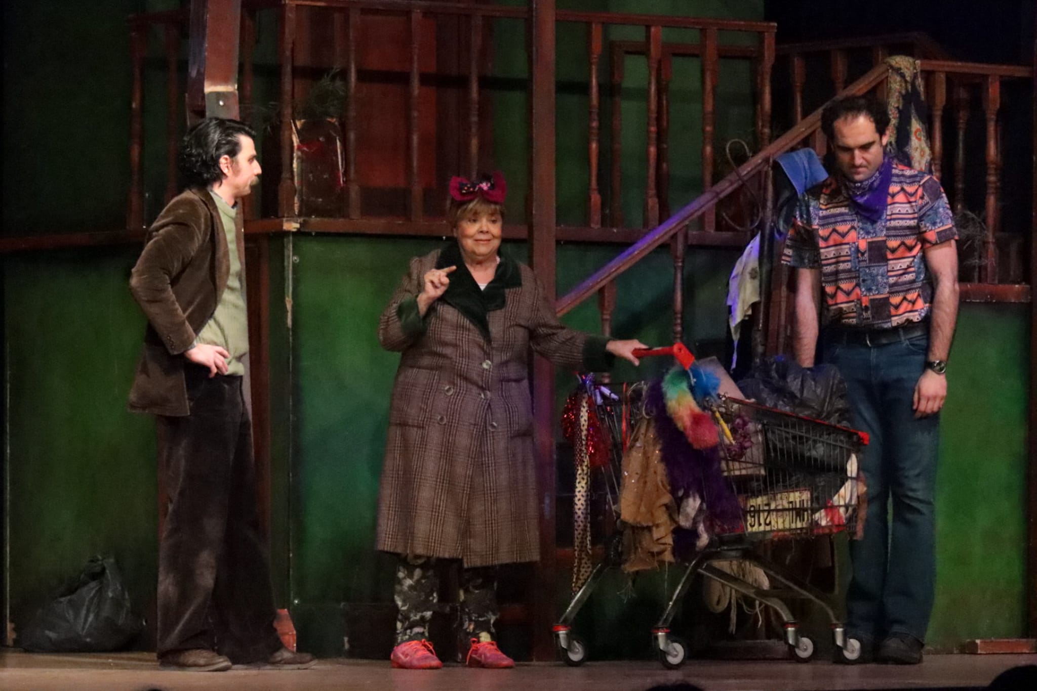 Yalova’da ‘Tatlı Kaçık’ isimli tiyatro oyunu sahnelendi