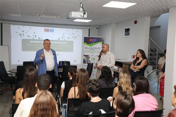 Edremit Belediyesi, Yerel Yönetim Ödülü’nü kazandı