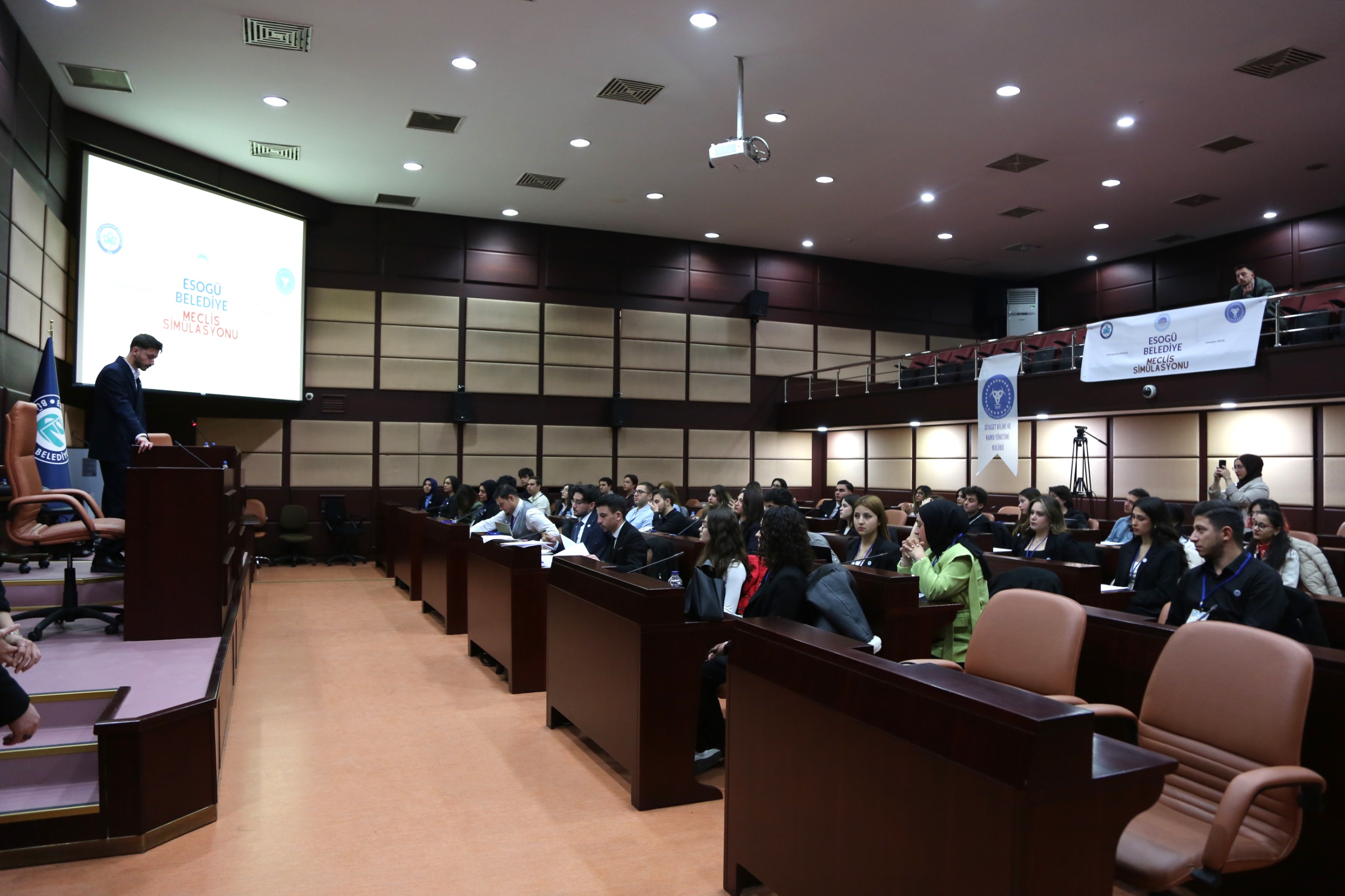 Üniversite öğrencileri “Meclis Simülasyonu” gerçekleştirdi