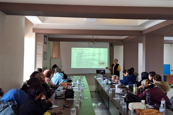 Karaman’da temel yenidoğan bakım eğitimleri gerçekleştirildi