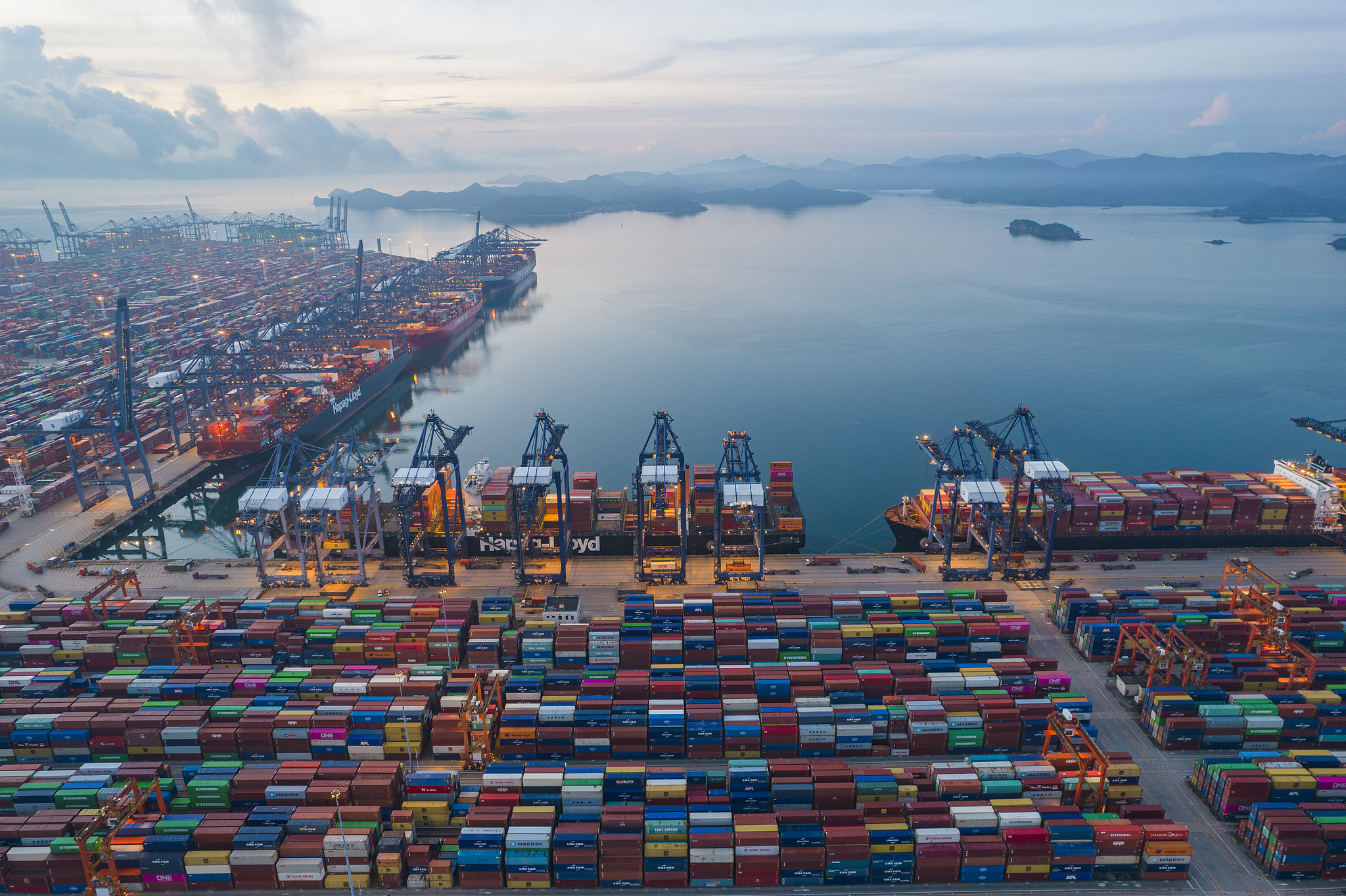 Çin’in ABD’nin ticaret zorbalığına karşı önlemleri, “Önce Amerika” zihniyetini sarsıyor