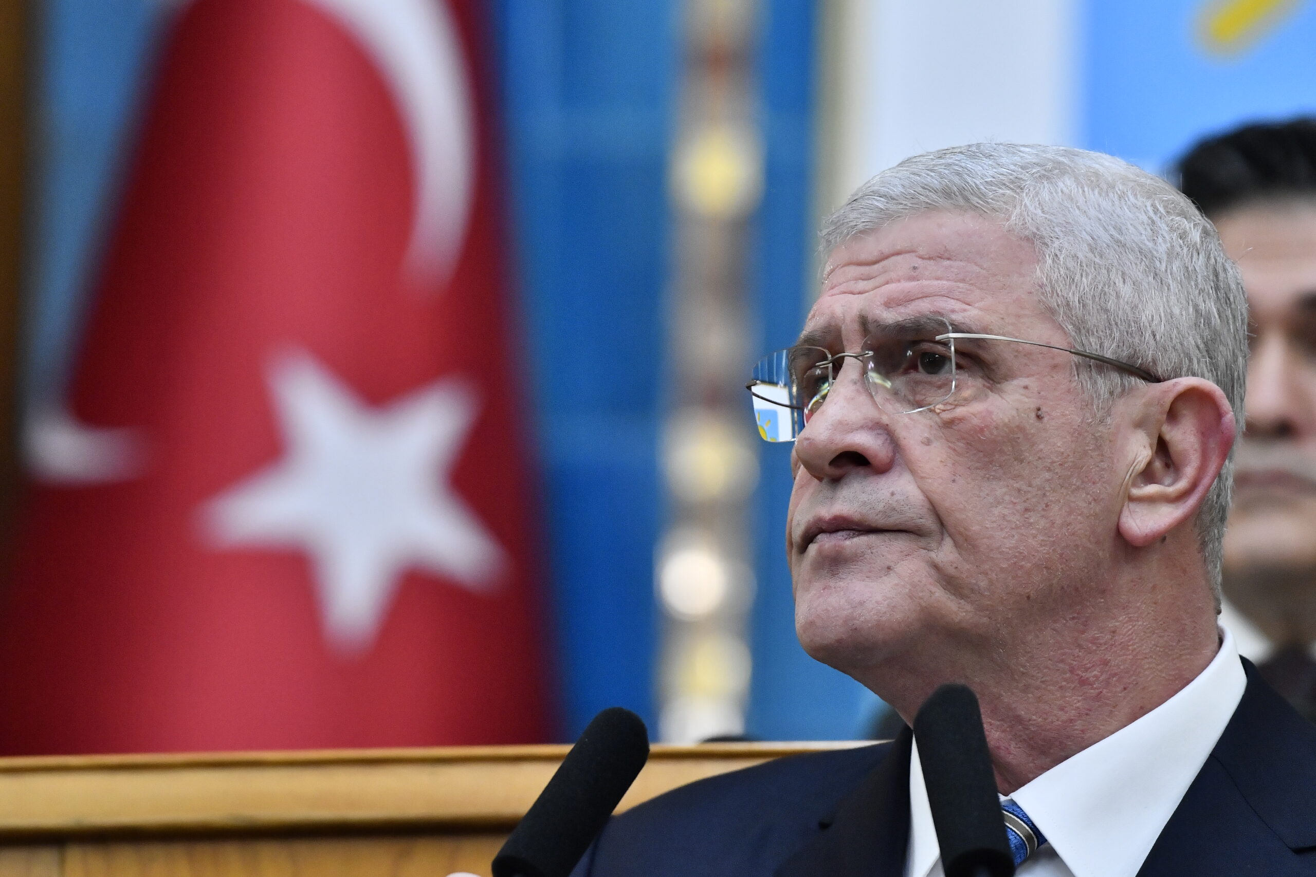 Dervişoğlu: Cumhuriyet gibi dimdik ayaktayız