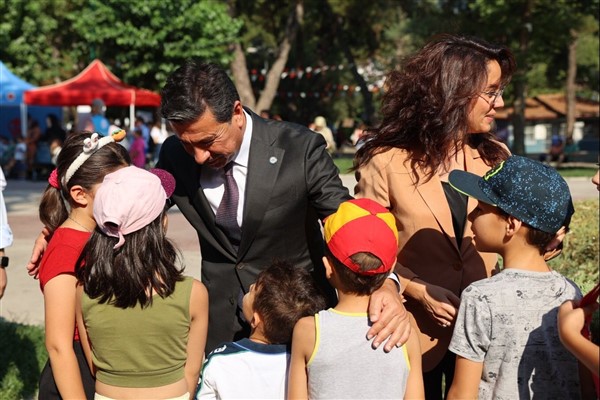 Muğla Büyükşehir, eğitim ve beslenme desteğini sürdürüyor