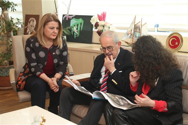 Prof. Dr. Büyükerşen, Balmumu Heykeller Müzesi projesi için İzmit’e gitti