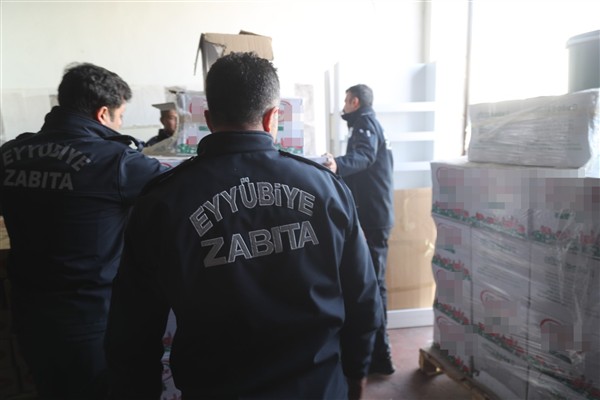 Eyyübiye’de bozuk ürünler piyasaya sürülmeden ele geçirildi