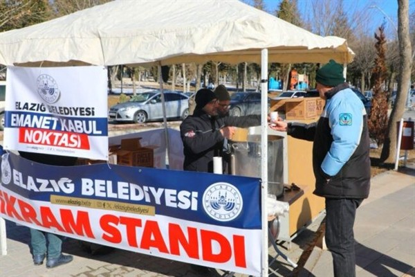 Elazığ Belediyesi’nden MSÜ adaylarına destek