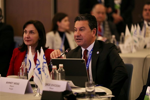 Başkan Aras B40 Zirvesi için Sofya’ya gitti