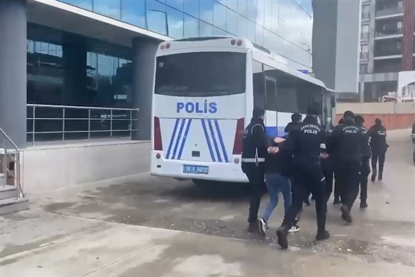 8 ayrı oganize suç örgütüne operasyon: 74 şüpheli yakalandı