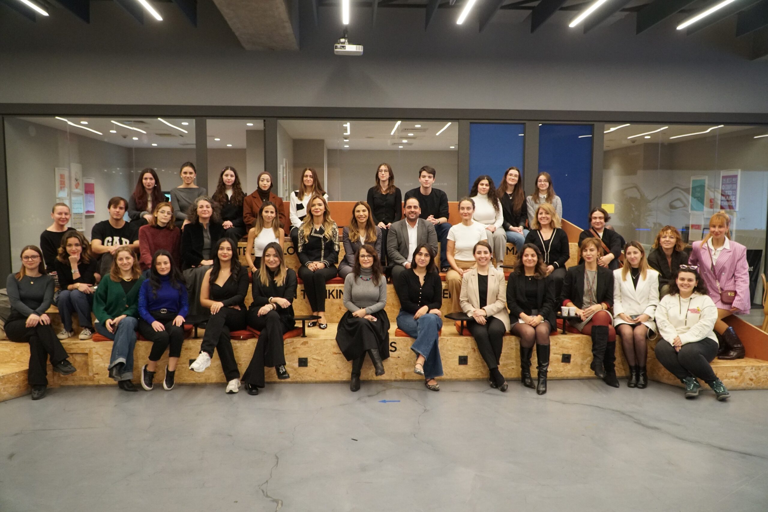 Teknosa’nın “Kadın için Teknoloji” etkisi: 1 TL’lik yatırım 4,16 değerinde fayda yarattı