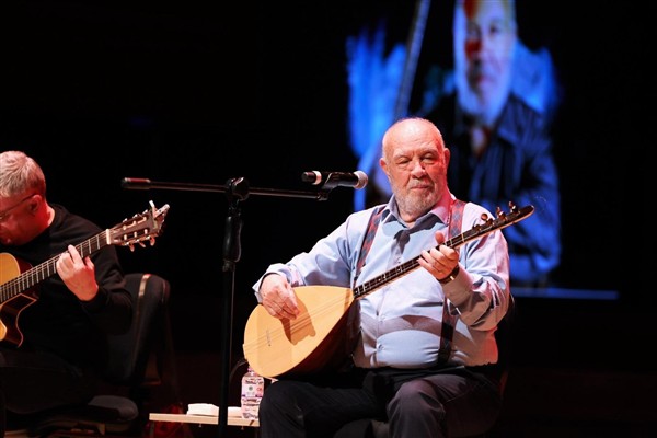 Musa Eroğlu, İzmirlilerle buluştu