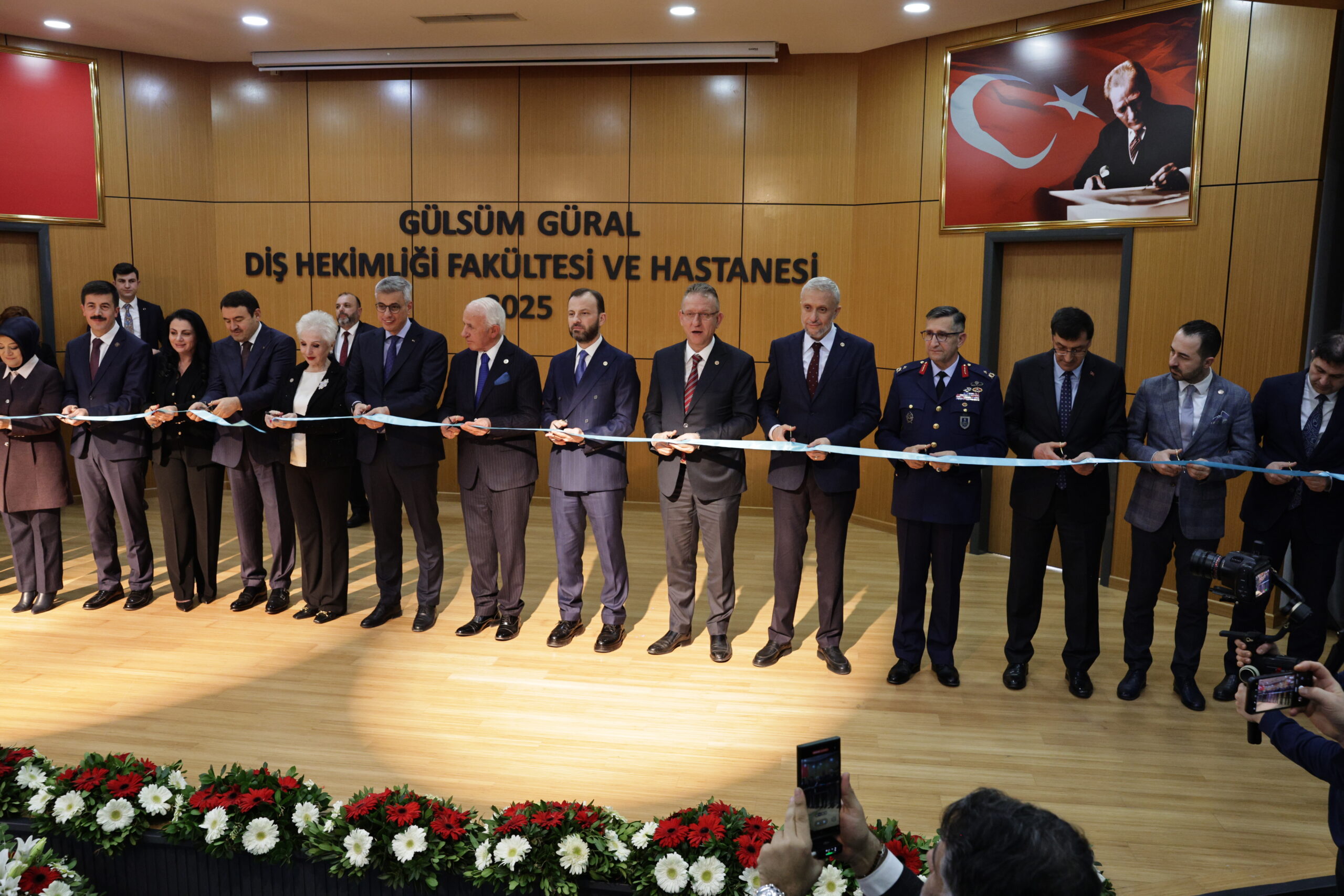 Başkan Kahveci, Gülsüm Güral Diş Hekimliği Fakültesi ve Hastanesi’nin yeni binasını açtı