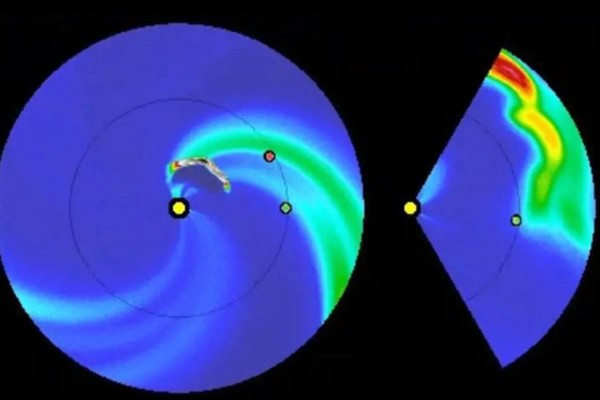 Güçlü bir güneş patlamasından kaynaklanan plazma bulutu Dünya’yı geçiyor