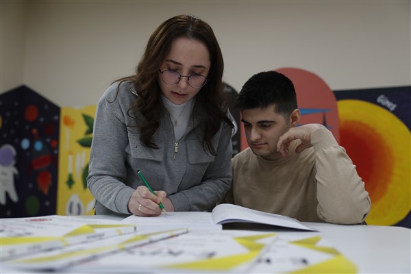 Bağcılarlı kursiyer Muhammet, EKPSS puanıyla Boğaziçi Üniversitesi’ne yerleşti