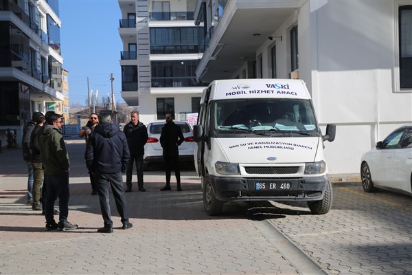 VASKİ mobil araç ile vatandaşlara yerinde hizmet veriyor