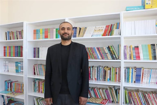 Diyarbakırlı yazar Sinanoğlu’ndan kitap seferberliği