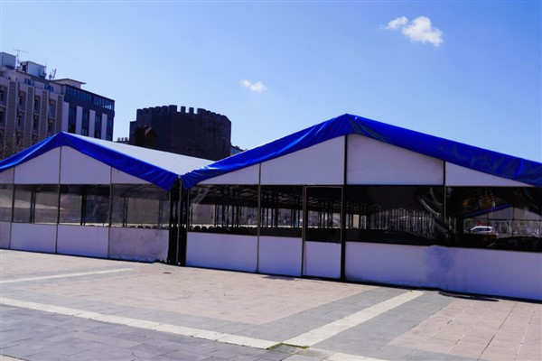 Diyarbakır’da 4 iftar çadırı halka hizmet verecek