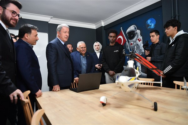 Başkan Büyükkılıç, Kızılay Genç Ofis Göktim Akademi’de gençlerle buluştu