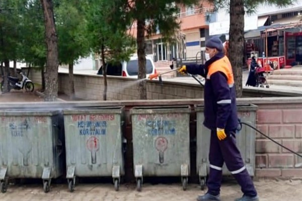Mardin’de ilaçlama çalışmalarına devam ediliyor