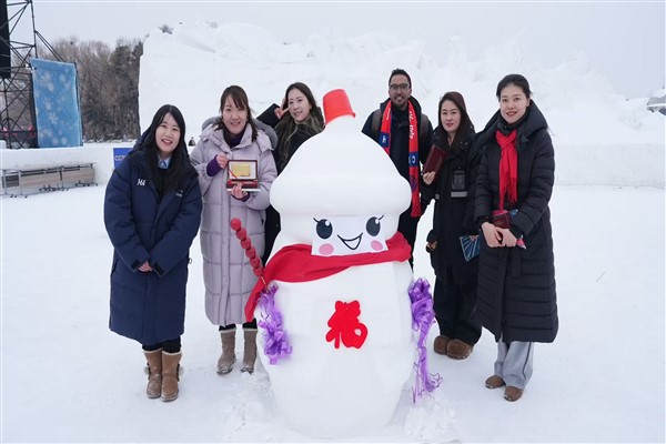 CGTN’den “kardan adam” etkinliği