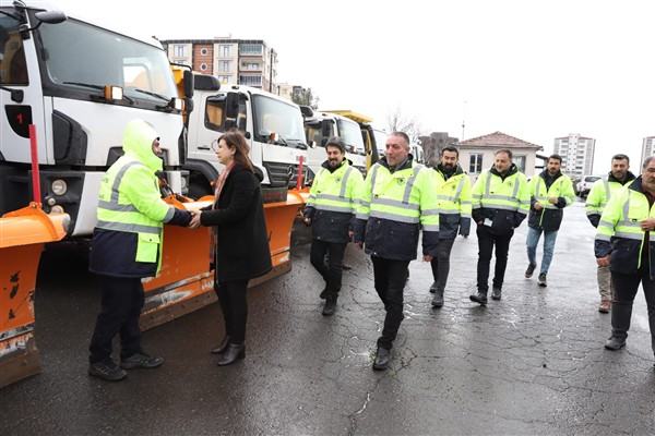 Eş Başkan Bucak: Ekipler acil durumlar için teyakkuz halinde