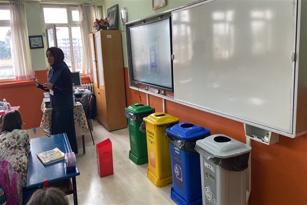 Düzce’de sıfır atık eğitimleri sürüyor