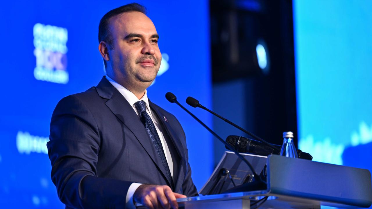 Bakan Kacır: Türkiye’nin İngiltere ve Avrupa’ya Katacakları Çok Fazla