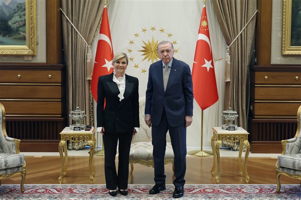 Cumhurbaşkanı Erdoğan, eski Hırvatistan Cumhurbaşkanı Kitaroviç’i kabul etti