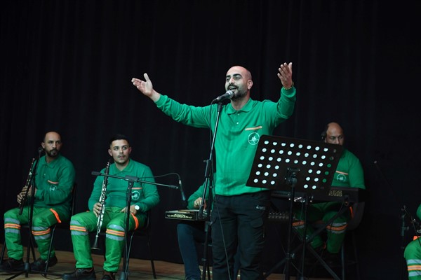 Temizlik İşleri Müdürlüğü Orkestrası ilk konserini verdi