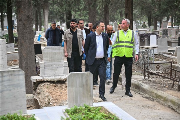 Bornova’da temizlik ve bakım çalışmalarını tamamladı