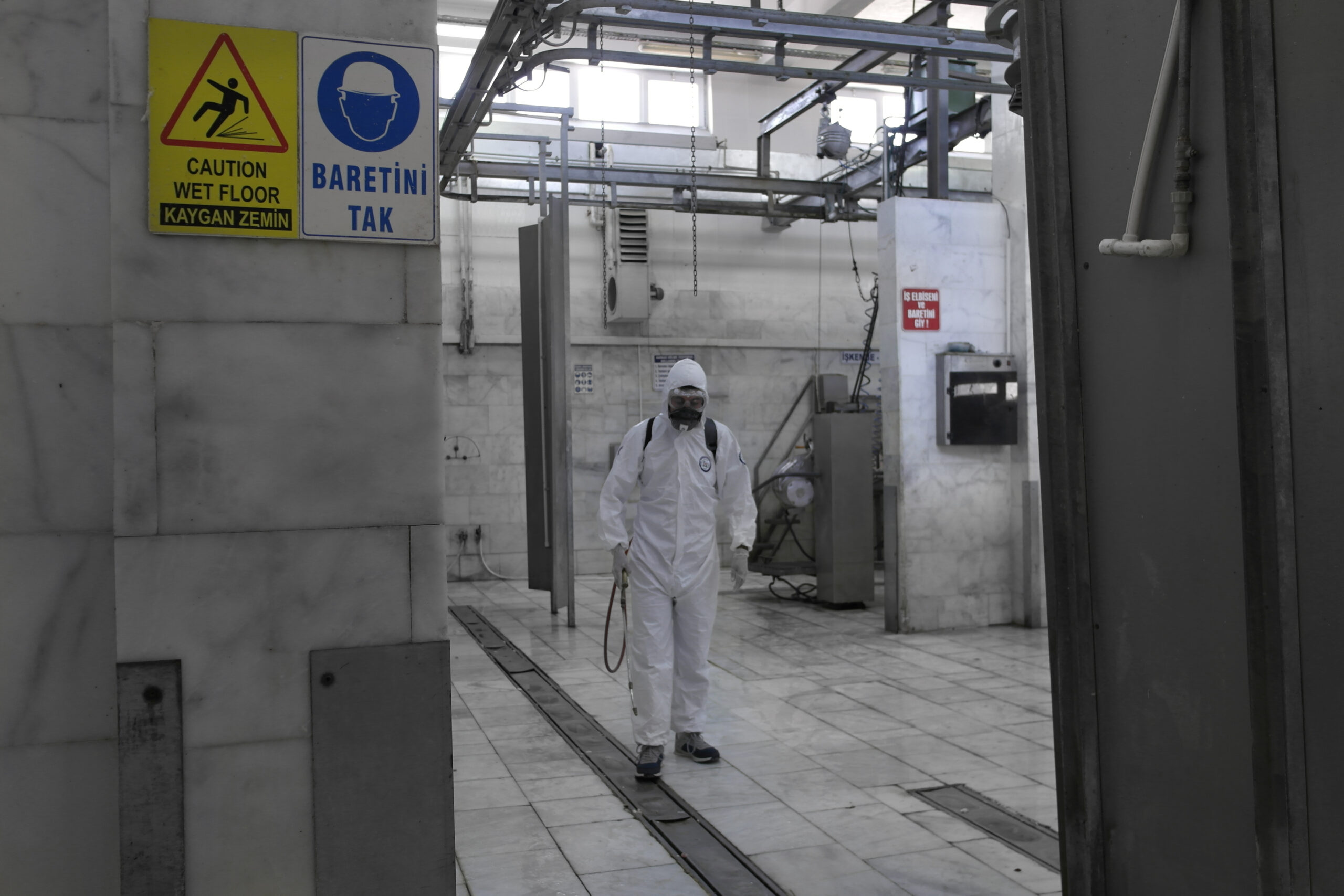 Muğla Büyükşehir Belediyesi’nin mezbaha tesisleri hijyen denetimlerinden geçti