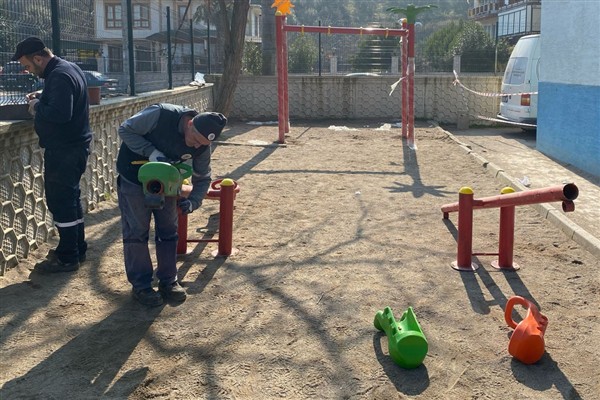 Başkan Deviren: Park ve bahçelerimize özel önem veriyoruz